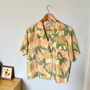 VINTAGE 100% Silk Blouse / Resort Shirt